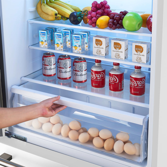 Forno Espresso 31" 17.2 Cu. Ft. Refrigerator and Bottom Freezer with Ice Maker in White and Silver Handles, FFFFD1786-31WHT