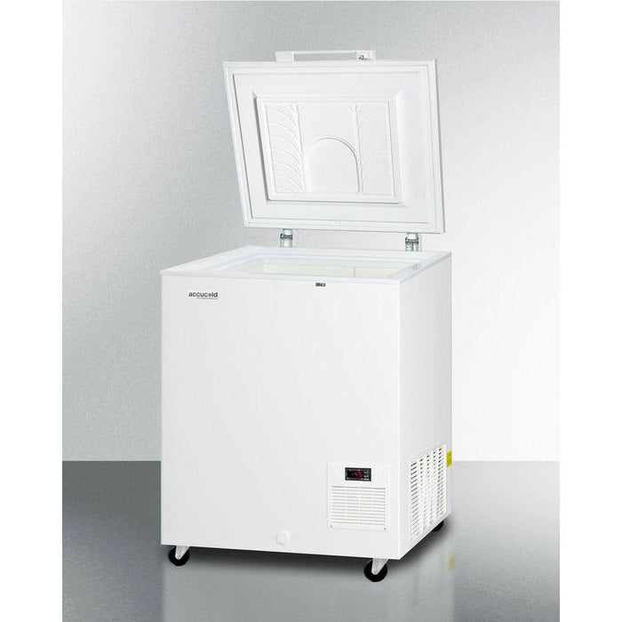 Summit Accucold 30 in. Wide 4.8 Cu. Ft. Capacity Chest Freezer - EL11LT